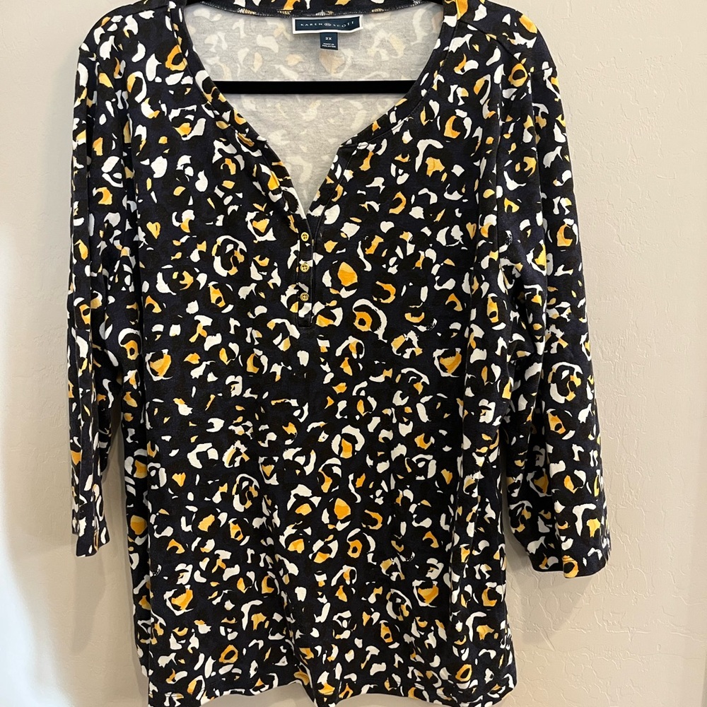 Karen Scott - Hensley style top.